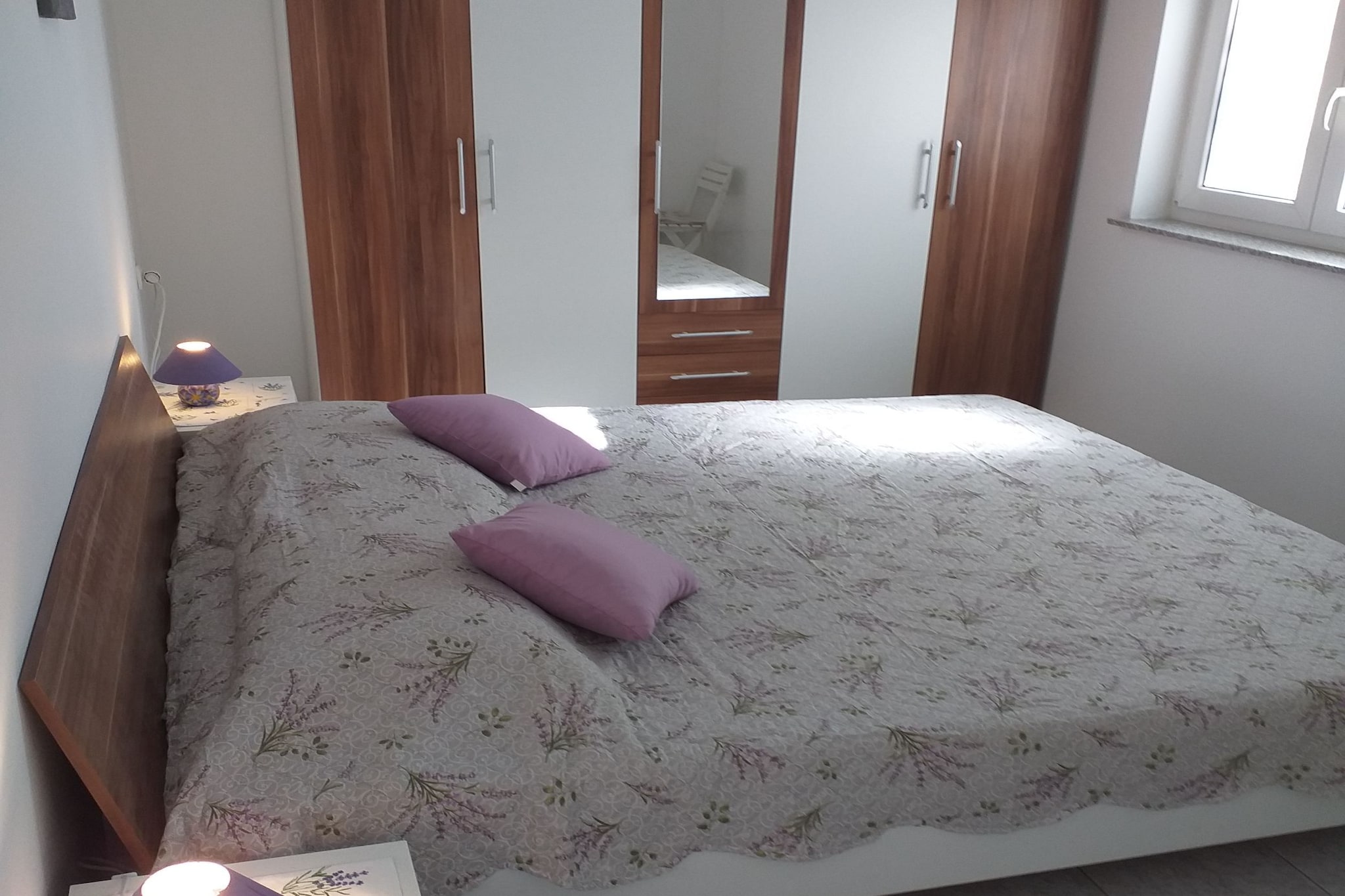 Apartments Lavanda & More - One Bedroom Apartment with Shared Terrace-Chambre