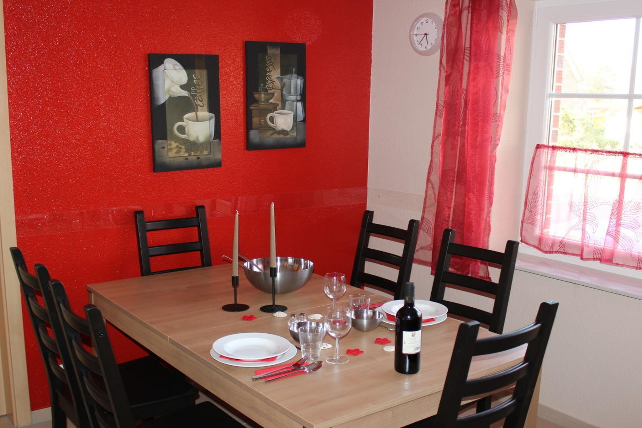 Ground floor: (Living room(Armchair, Games, Sofa, library, TV, radio, CD player, heating), Kitchen(Mixer, Kitchenette, dining table, stove, hob, electric kettle, toaster, coffee machine, oven, microwave, dishwasher, fridge, freezer, freezer, heating, high chair), bathroom(Mirror, toilet, shower, washbasin, heating), heating(Vacuum Cleaner, tumble dryer, washing machine, ironing board, iron, drying cabinet))\n\nOn the 1st floor: (bedroom(Armchair, Wardrobe, double bed, TV, heating), bedroom(Games, Wardrobe, library, single bed, single bed, DVD player, CD player, heating), bedroom(Games, Wardrobe, library, single bed, single bed, heating, toys), bathroom(Mirror, toilet, shower, washbasin, heating))\n\nAttic: (bedroom(Armchair, Wardrobe, double bed, TV, cot))\n\nHot Water, Internet Access DSL, Internet access, Internet access, tumble dryer, washing machine, heating, terrace(Sun Umbrella, Barbecue center, Lawn, garden furniture, sand pit, Garden shed, Swing set), garden(Sun Umbrella, Lawn, sand pit, Garden shed, Swing set), ironing board, iron, drying cabinet