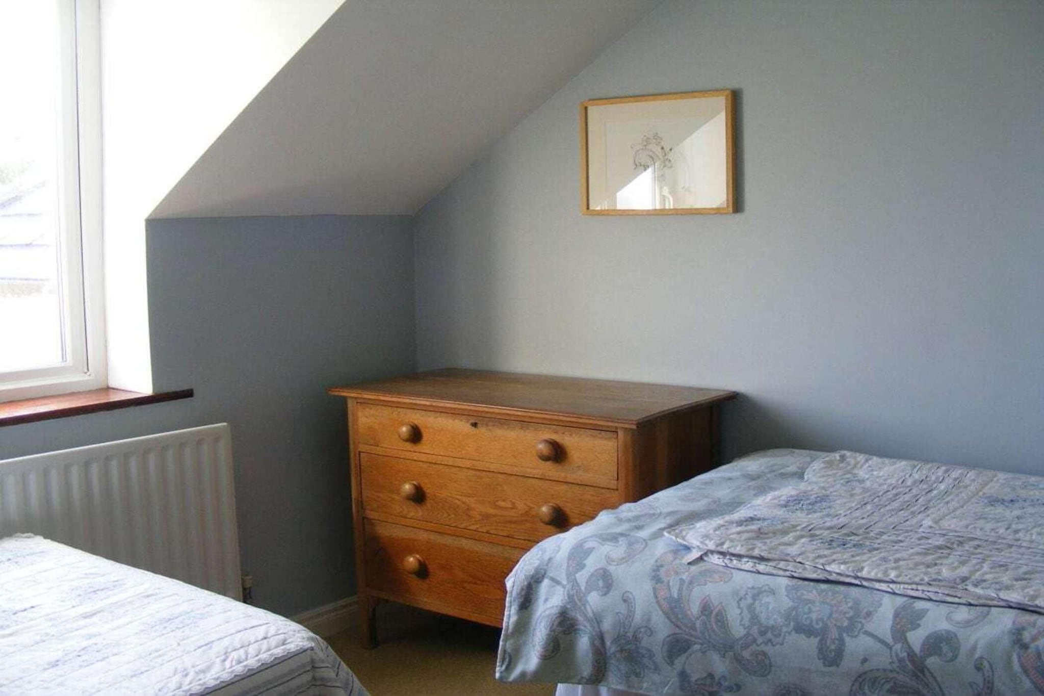242833-Bedroom