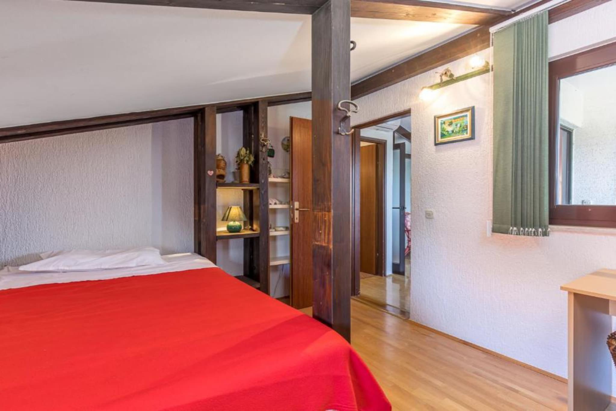 Apartment Villa Mirna - Three Bedroom Apartment with Balcony and  Sea View-Schlafzimmer