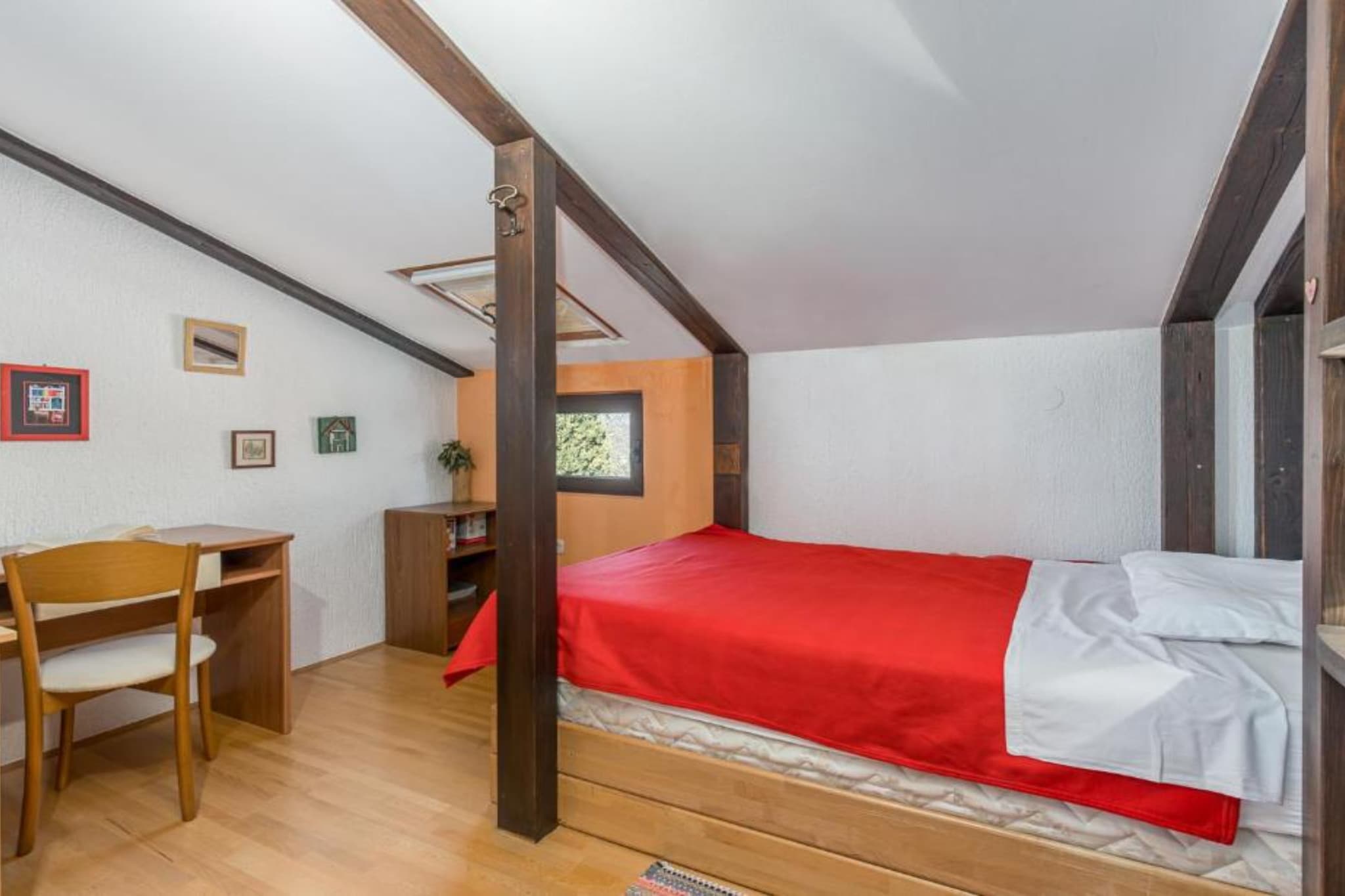 Apartment Villa Mirna - Three Bedroom Apartment with Balcony and  Sea View-Schlafzimmer