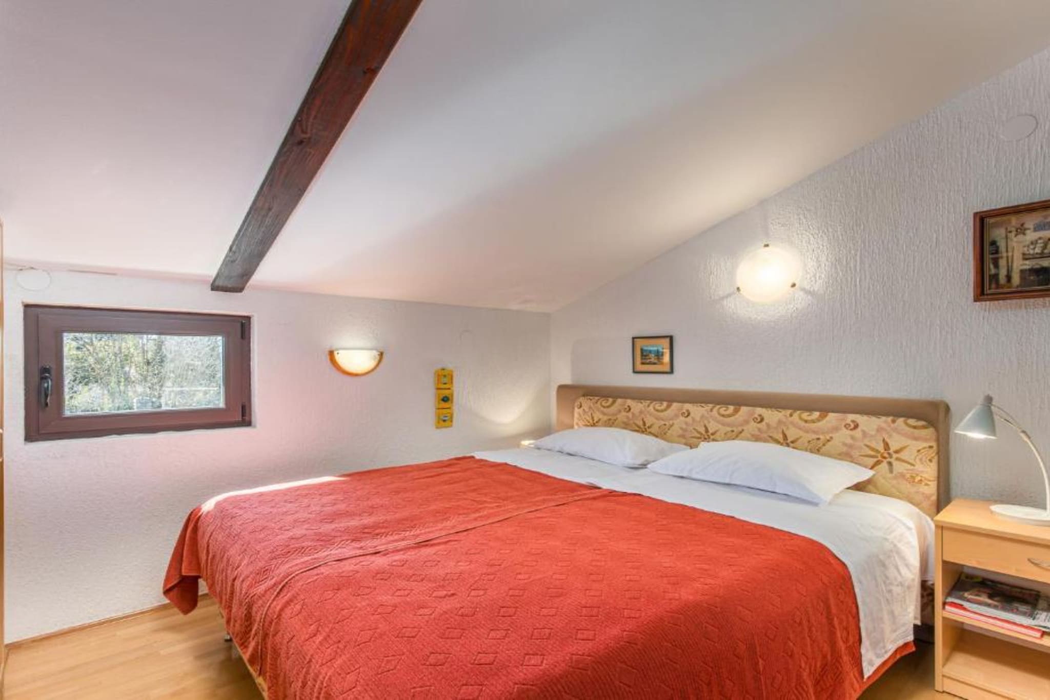 Apartment Villa Mirna - Three Bedroom Apartment with Balcony and  Sea View-Schlafzimmer