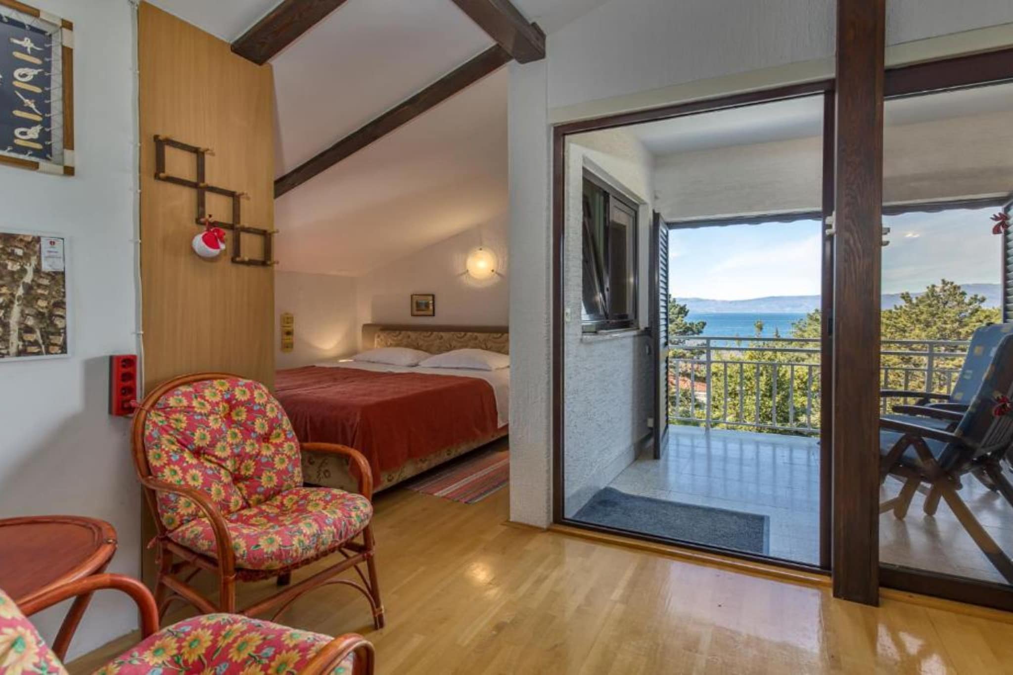 Apartment Villa Mirna - Three Bedroom Apartment with Balcony and  Sea View-Schlafzimmer