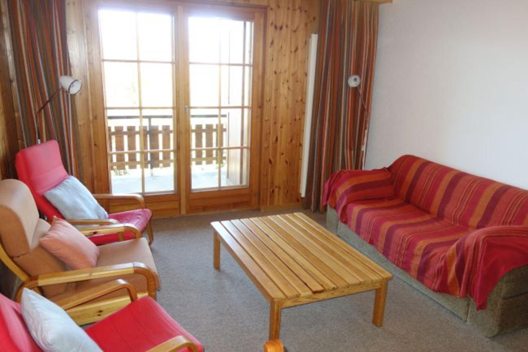 Chalet de l'Ours AUTHENTIC Appart Chambésy 6 pers-Woonkamer