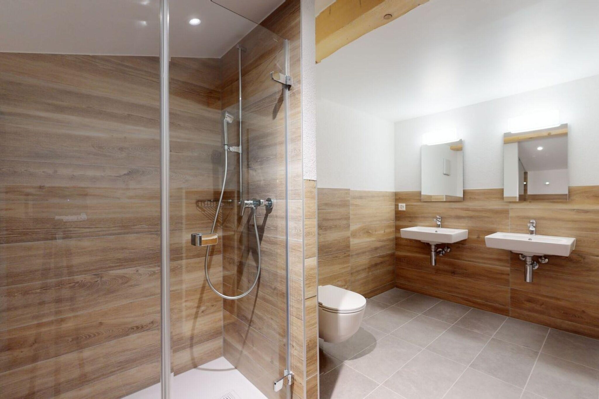 Chalet de l'Ours AUTHENTIC Appart Chambésy 6 pers-Badkamer