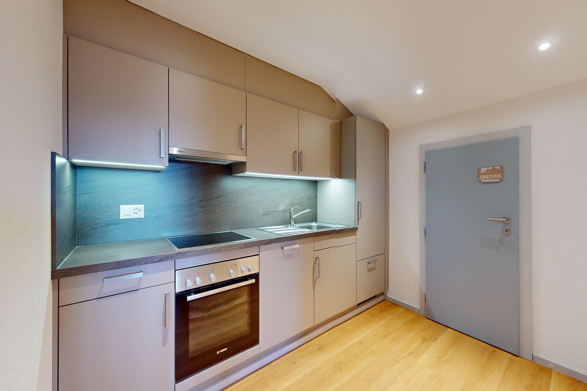 Chalet de l'Ours VUE & NATURE Appart Pregny 8 pers-Keuken