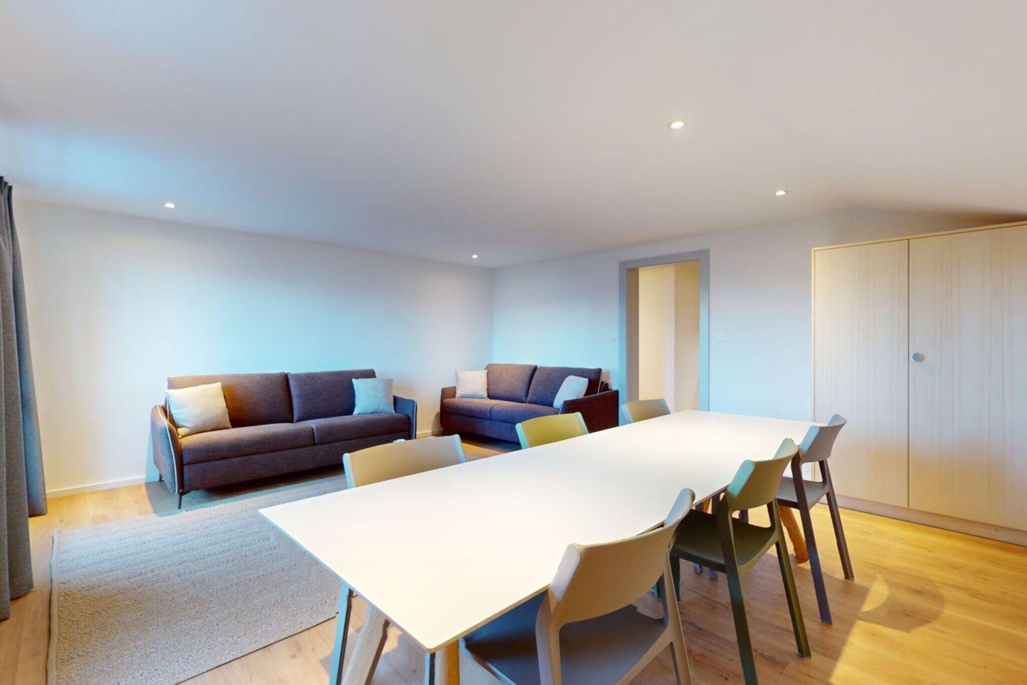 Chalet de l'Ours VUE & NATURE Appart Pregny 8 pers-Eetkamer