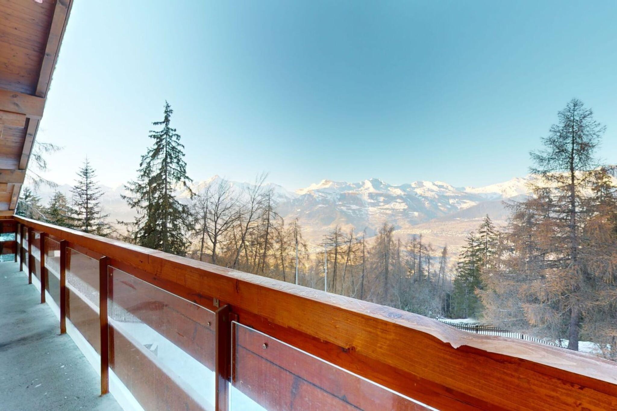 Chalet de l'Ours VUE & NATURE Appart Pregny 8 pers-Terrasbalkon