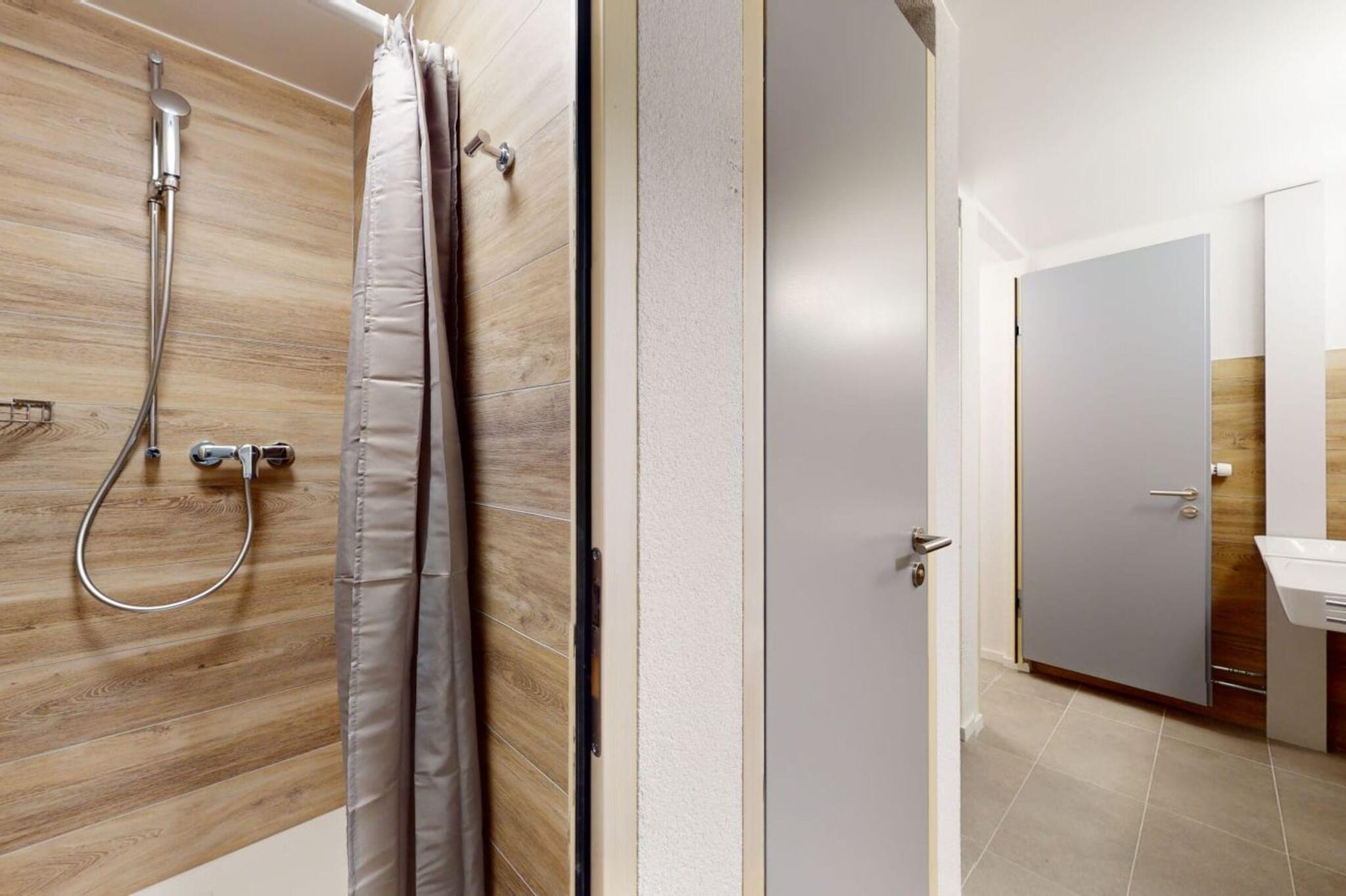 Chalet de l'Ours AUTHENTIC Etage Fontaine 14 pers-Badkamer