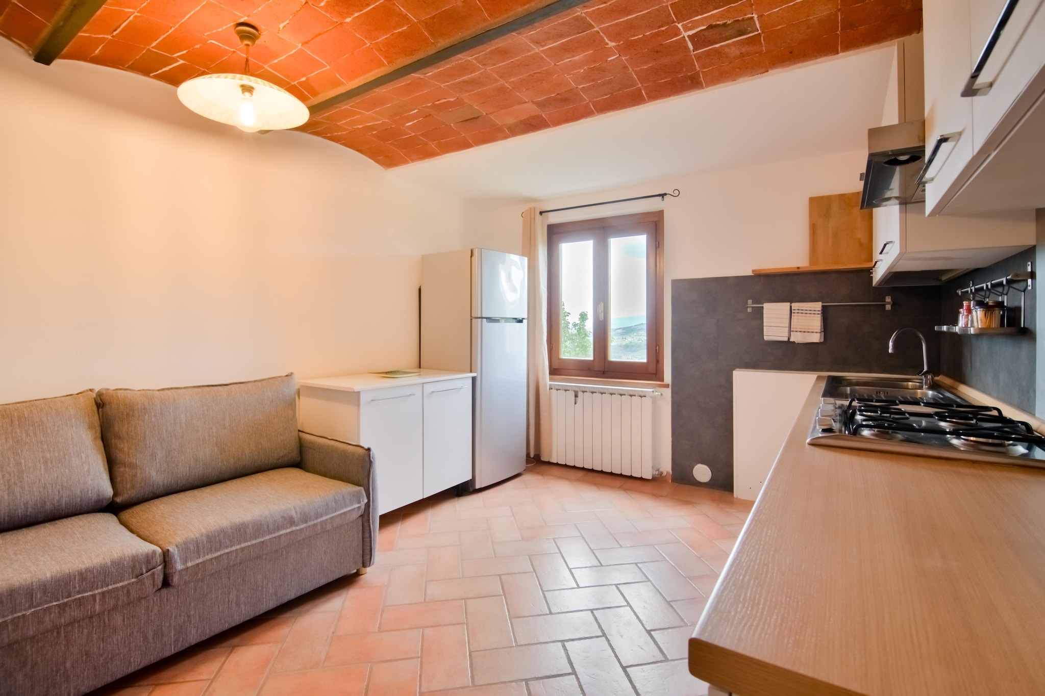 Tuscan Hillsides-Woonkamer