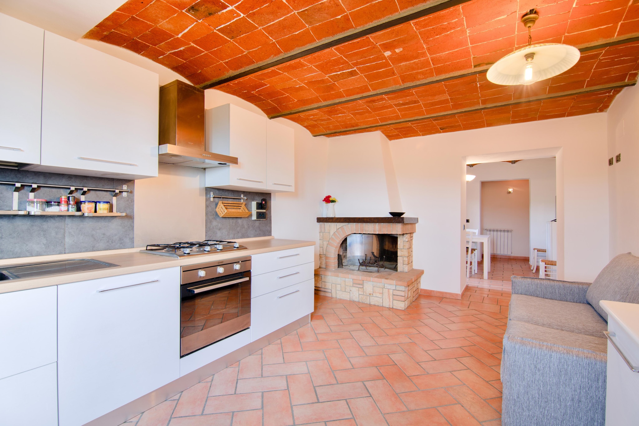 Tuscan Hillsides-Keuken