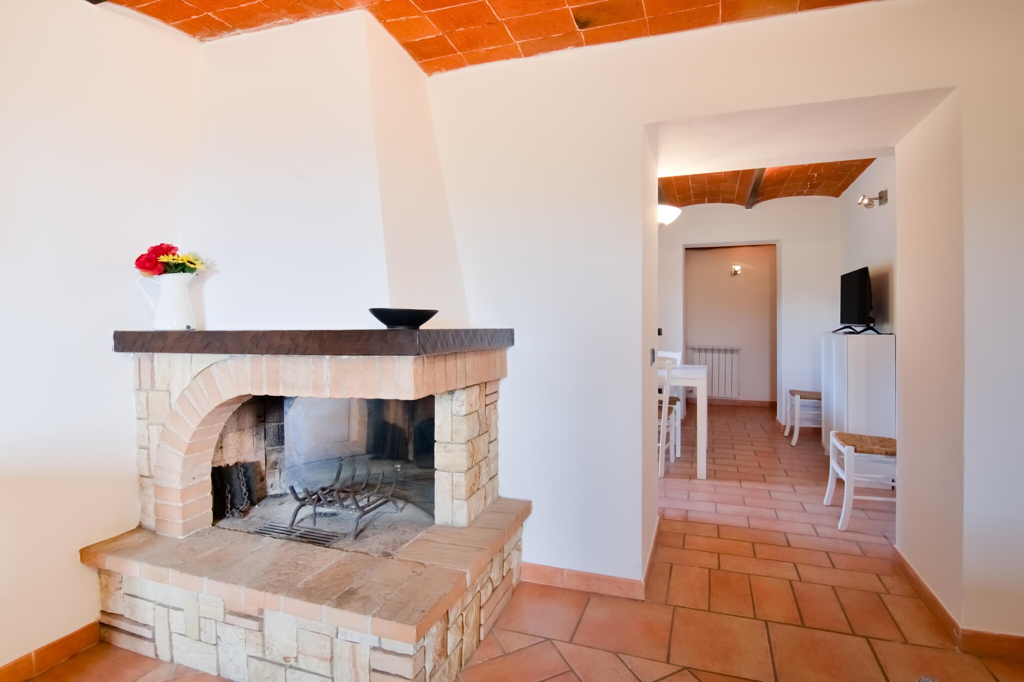 Tuscan Hillsides-Woonkamer