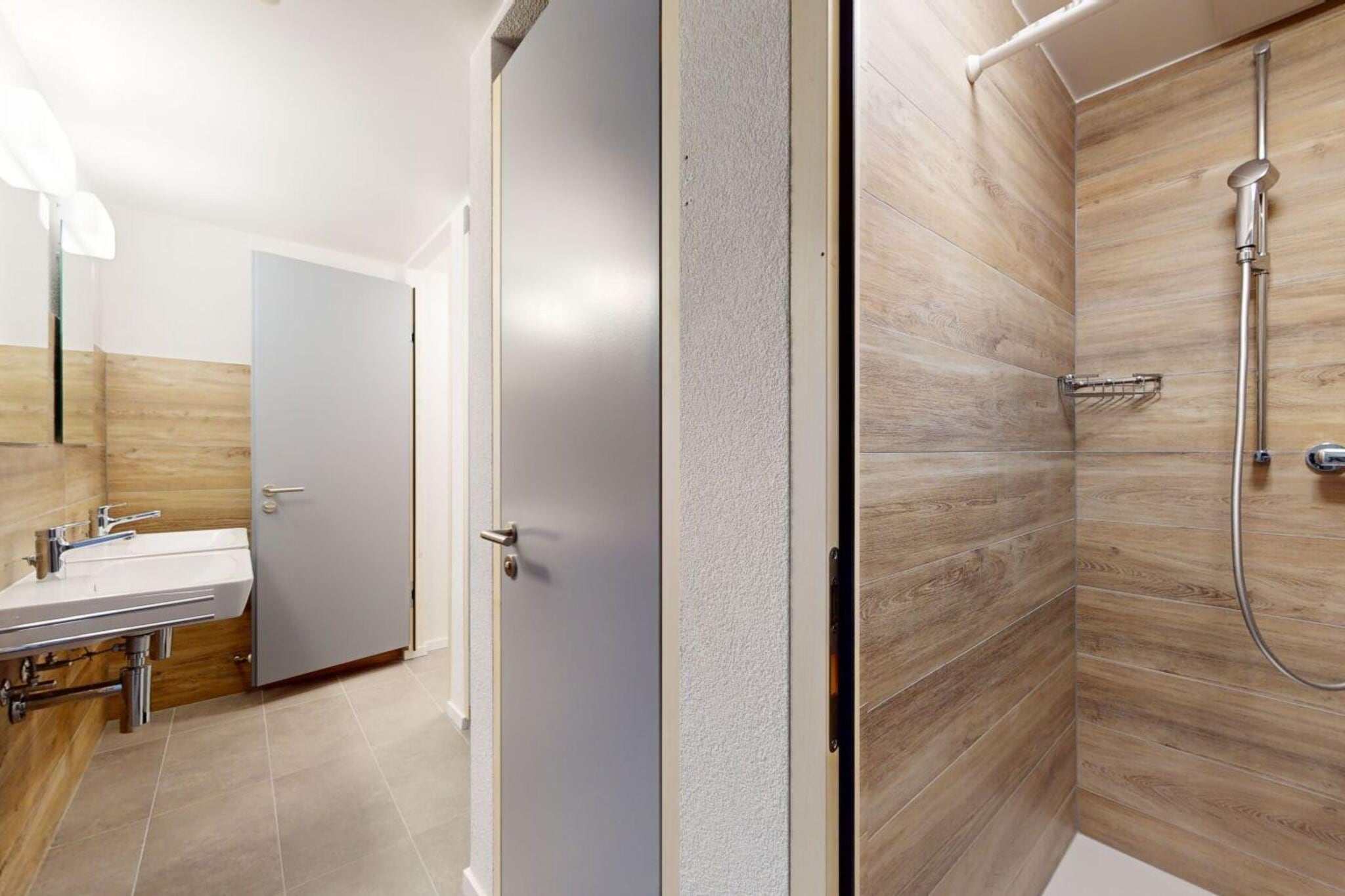 Chalet de l'Ours AUTHENTIC Etage Penthes 14 pers-Badkamer