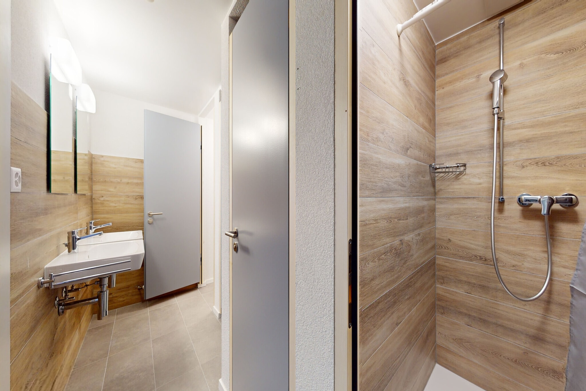 Chalet de l'Ours AUTHENTIC Étage Tournay 12 pers-Badkamer