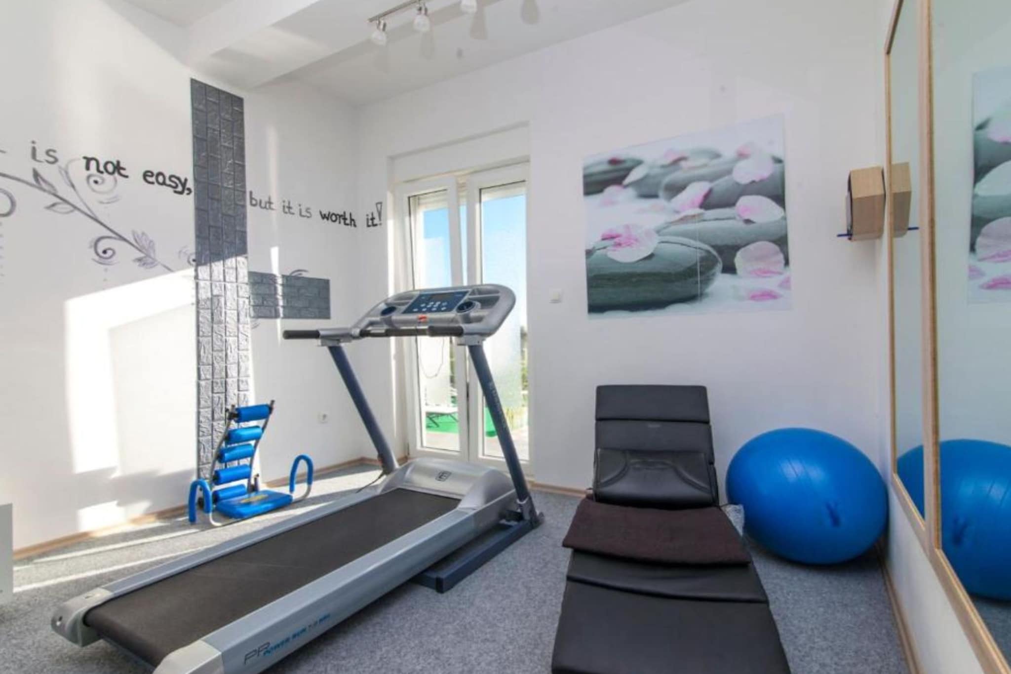 Villa Ava - Five Bedroom Villa with Swimming pool-Gym