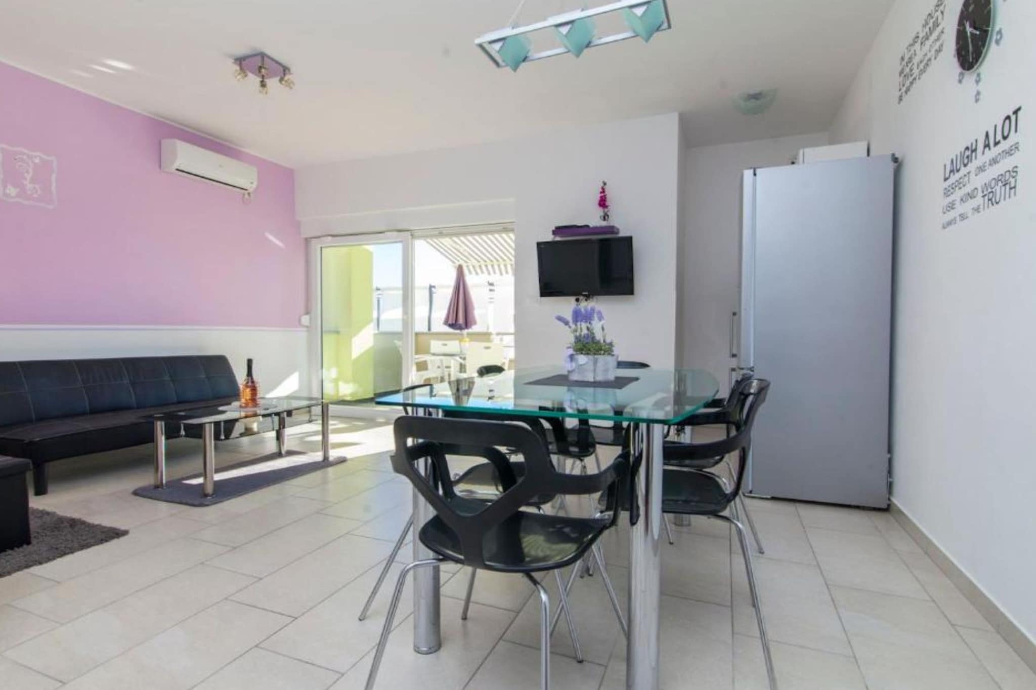 Villa Ava - Five Bedroom Villa with Swimming pool-Dining room