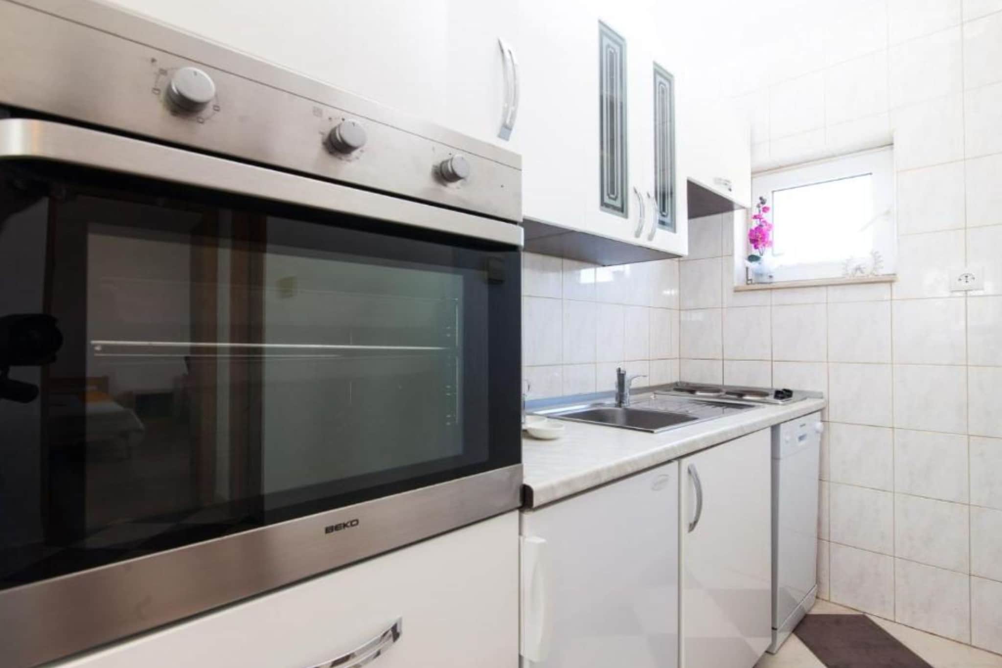Holiday Home Miriam - Four Bedroom Holiday Home with Terrace-Kitchen