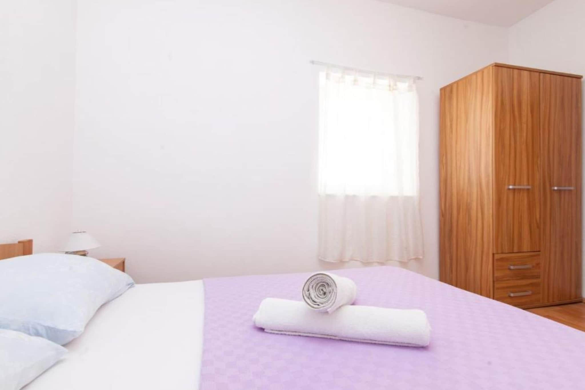 Holiday Home Miriam - Four Bedroom Holiday Home with Terrace