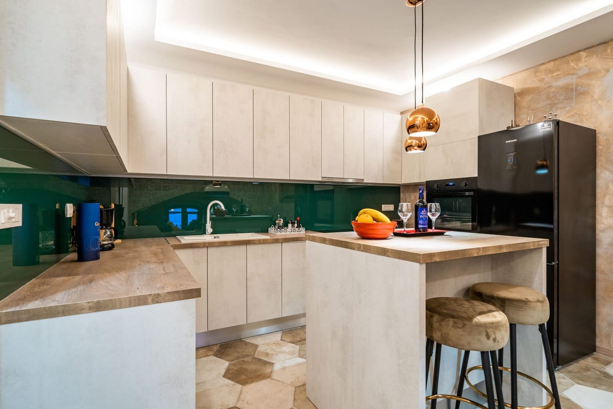 Apartment Fortuno - One Bedroom Apartment with Terrace and Sea View-Keuken