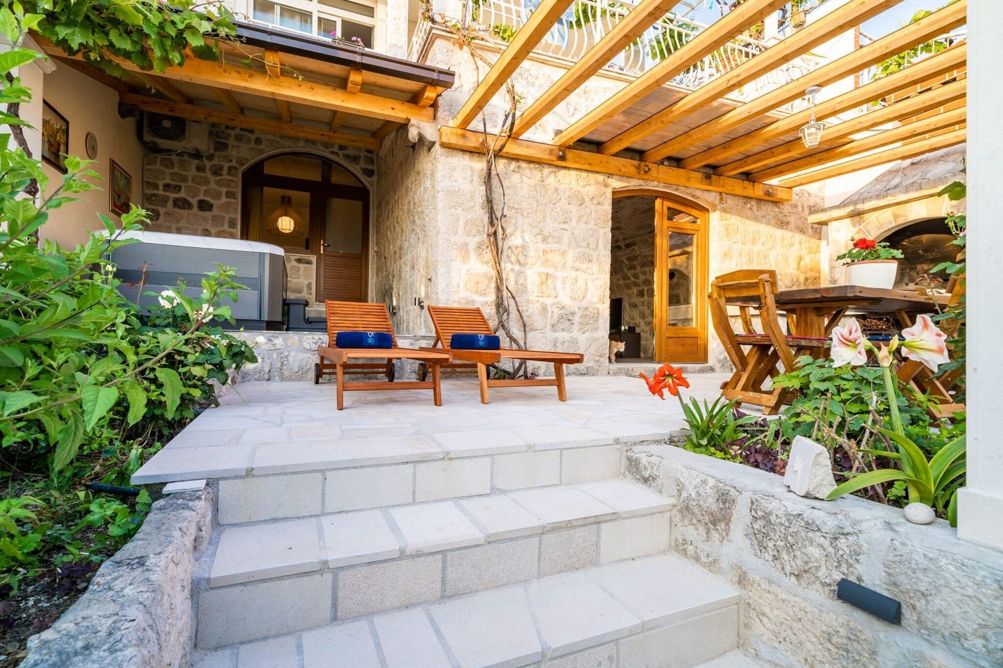 Apartment Fortuno - One Bedroom Apartment with Terrace and Sea View-Terras