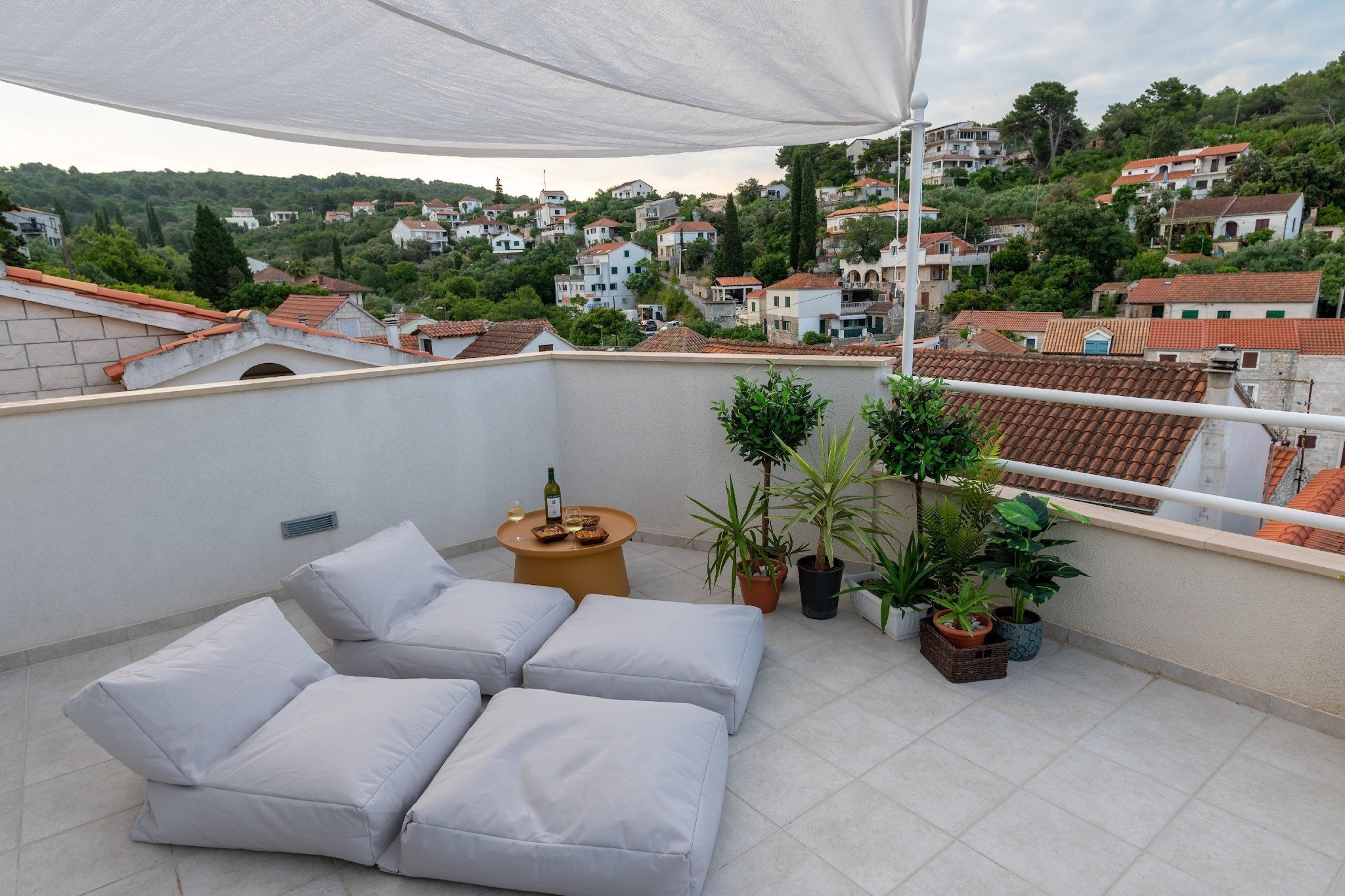 Holiday Home Lea - Three Bedroom Holiday Home with Terrace and Sea View-Terrace