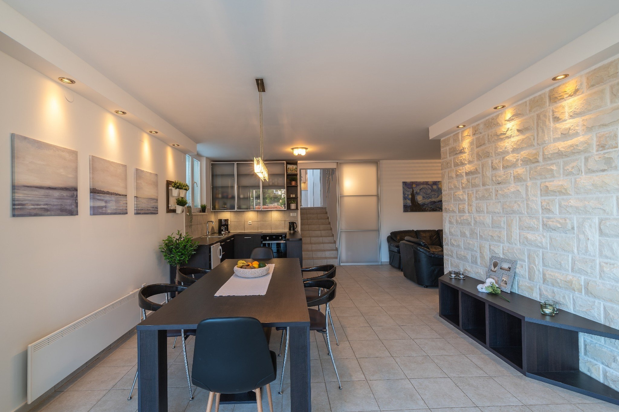 Holiday Home Lea - Three Bedroom Holiday Home with Terrace and Sea View-Dining room