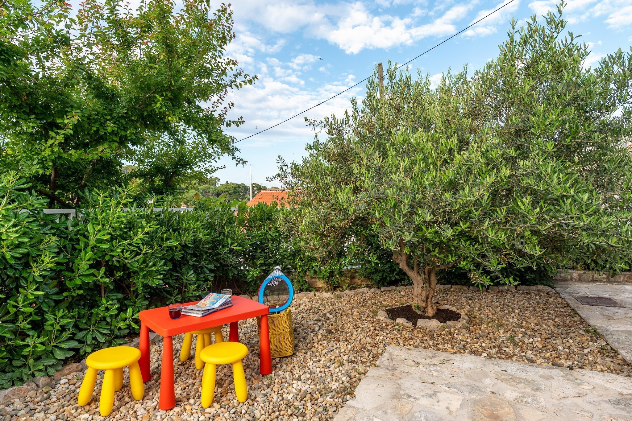 Holiday Home Lea - Three Bedroom Holiday Home with Terrace and Sea View-Gardens summer