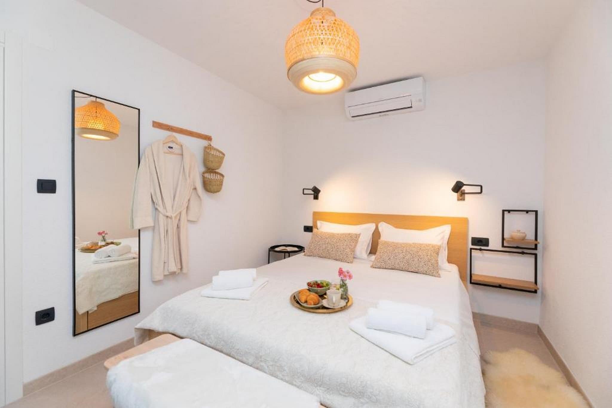 Villa ADRIANA - Two bedroom Villa with swimming pool-Schlafzimmer
