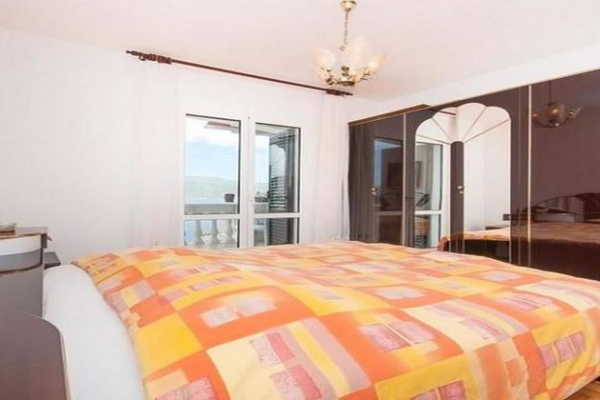Apartments Marko - Three Bedroom Apartment with Terrace and Sea View (A6)