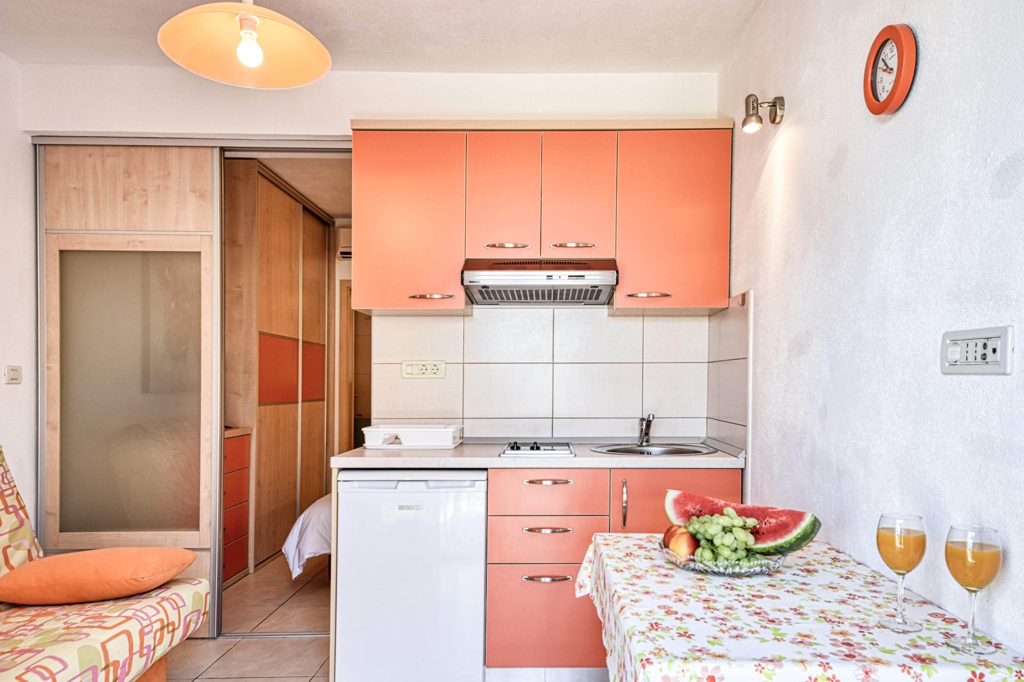 Apartments Gracin - One Bedroom Apartment with Terrace (A1)-Cuisine