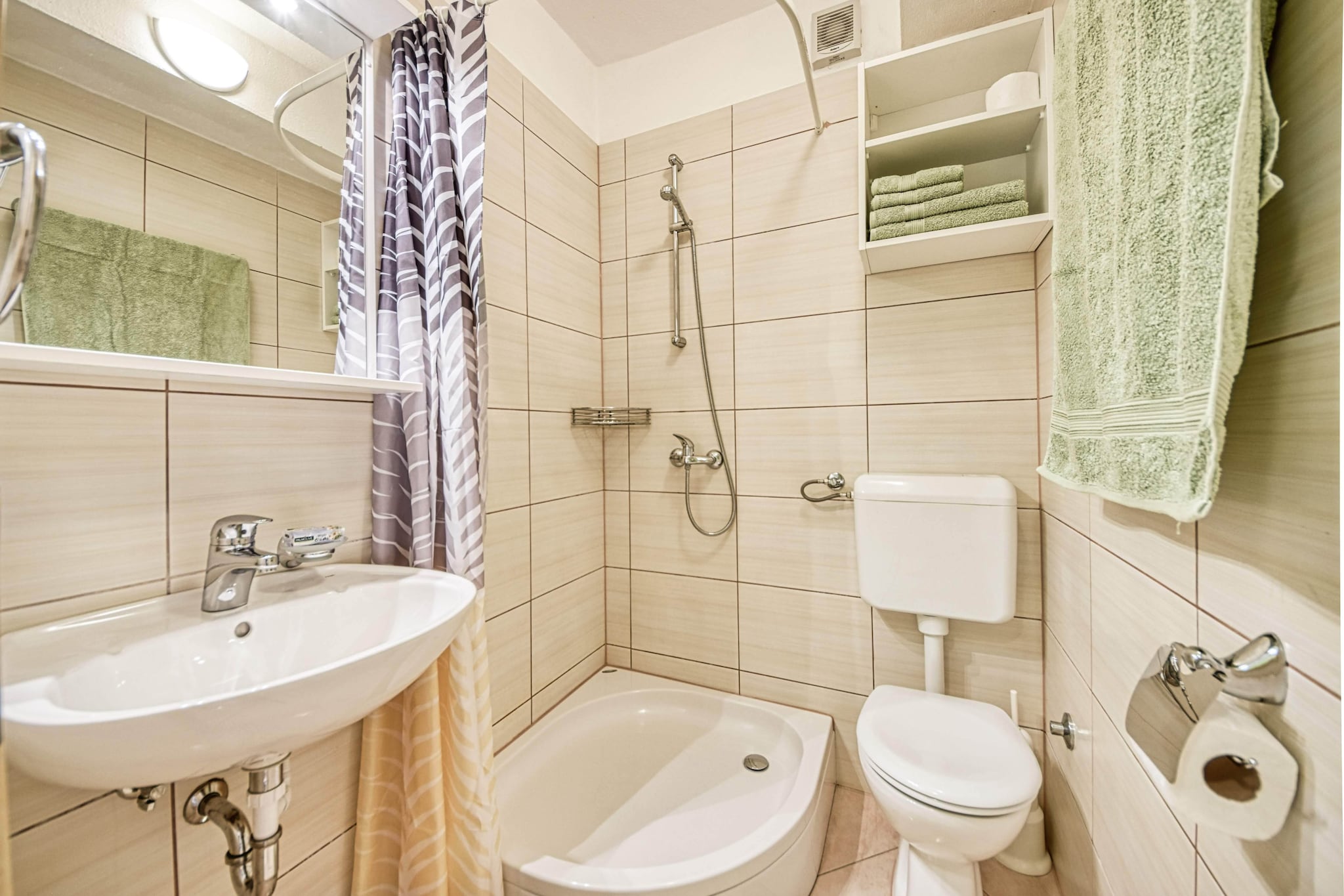 Apartments Gracin - Superior One Bedroom Apartment with Terrace (A2)-Salle de bain