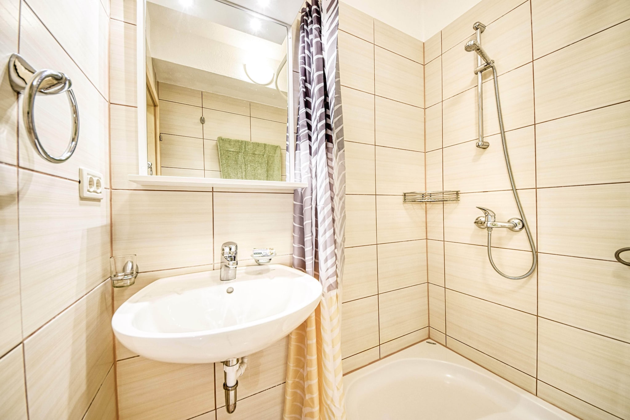 Apartments Gracin - Superior One Bedroom Apartment with Terrace (A2)-Salle de bain