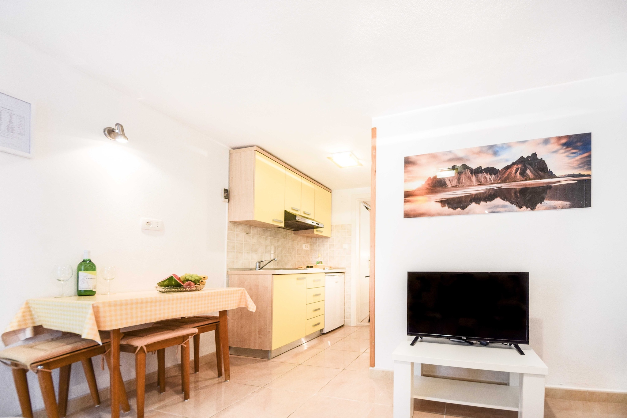 Apartments Gracin - Premium One Bedroom Apartment with Terrace (A3)-Cuisine