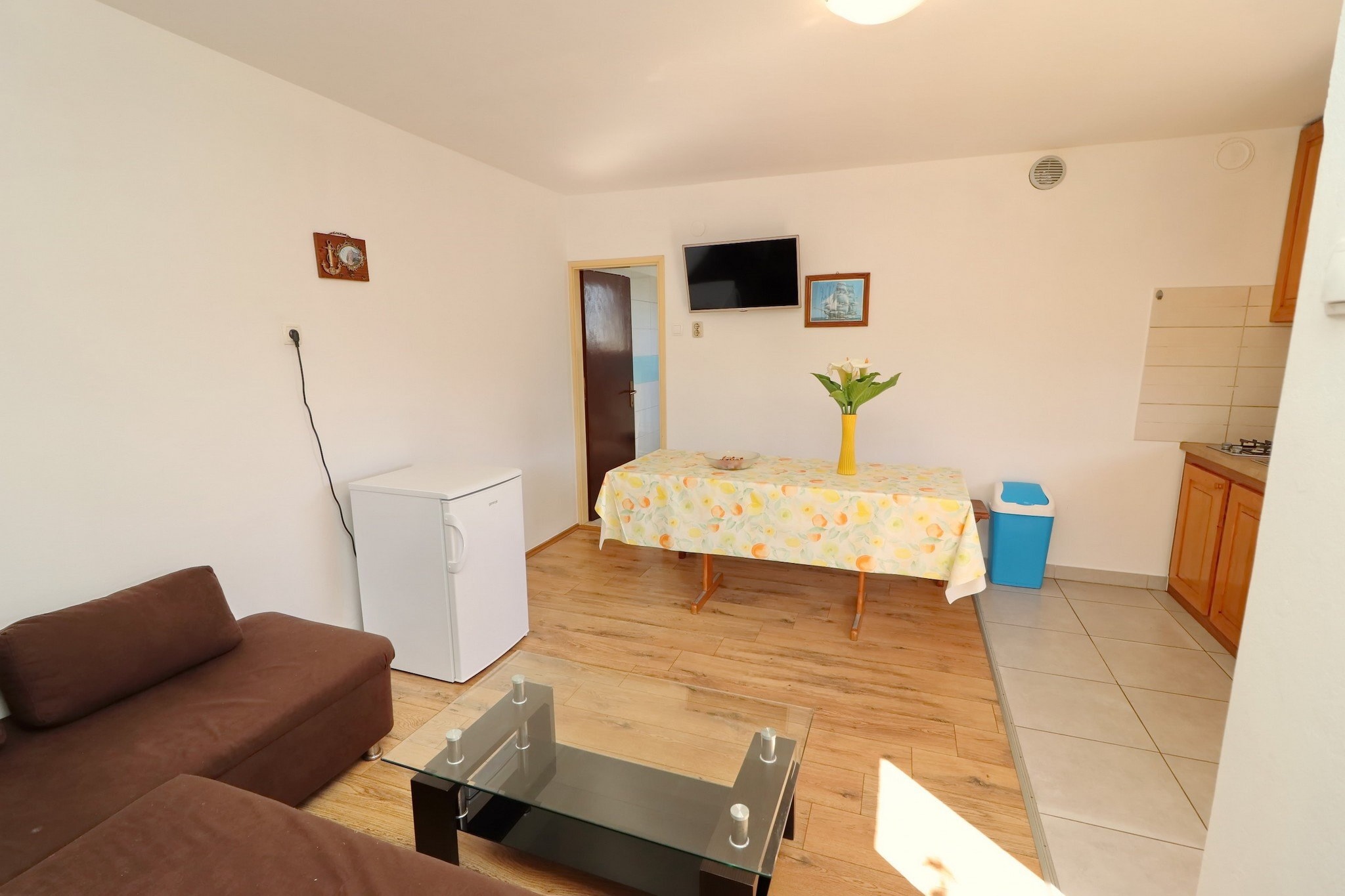 Holiday House Parive - One Bedroom Holiday Home with Terrace and Sea View-Indoor