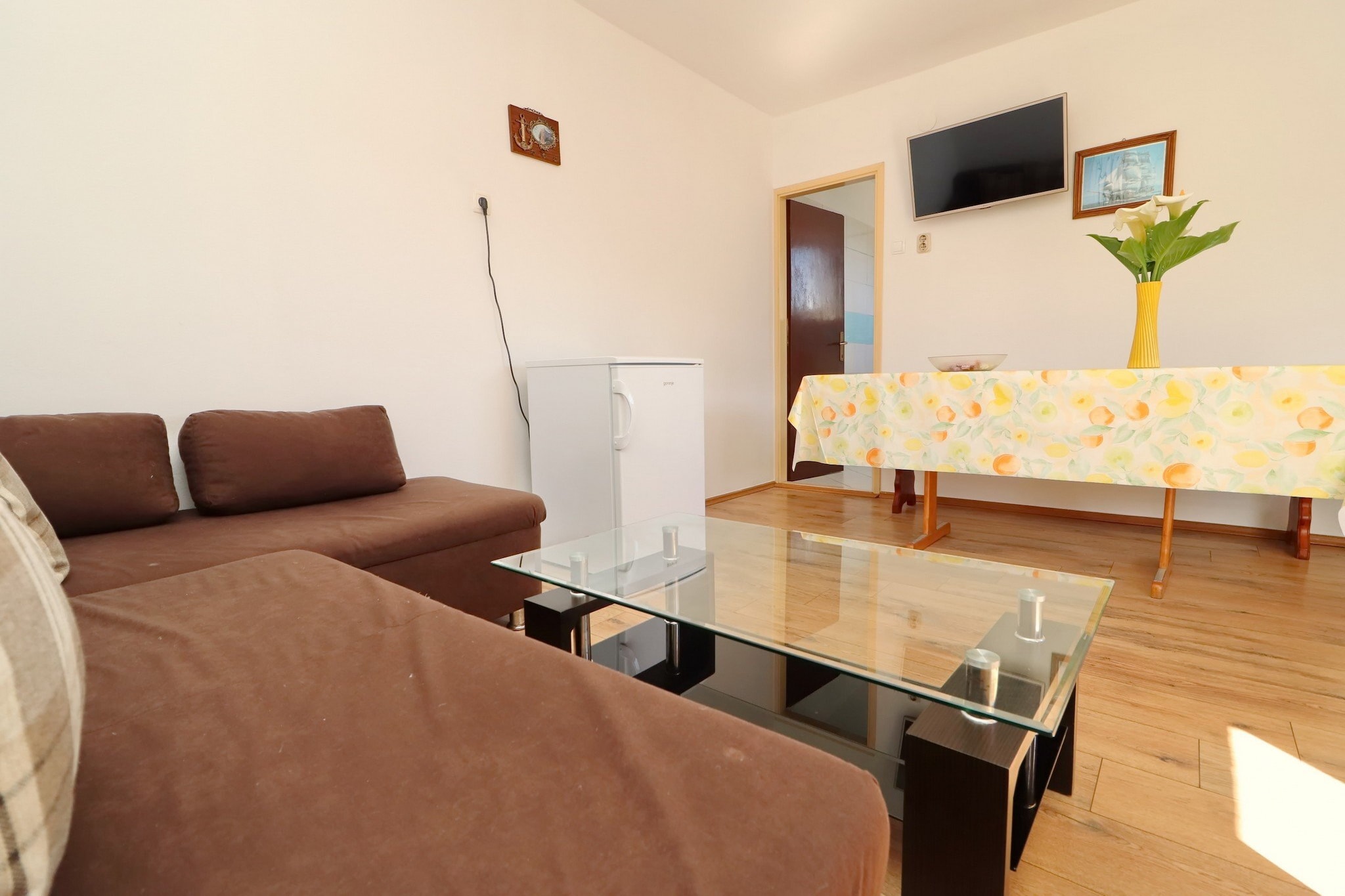 Holiday House Parive - One Bedroom Holiday Home with Terrace and Sea View