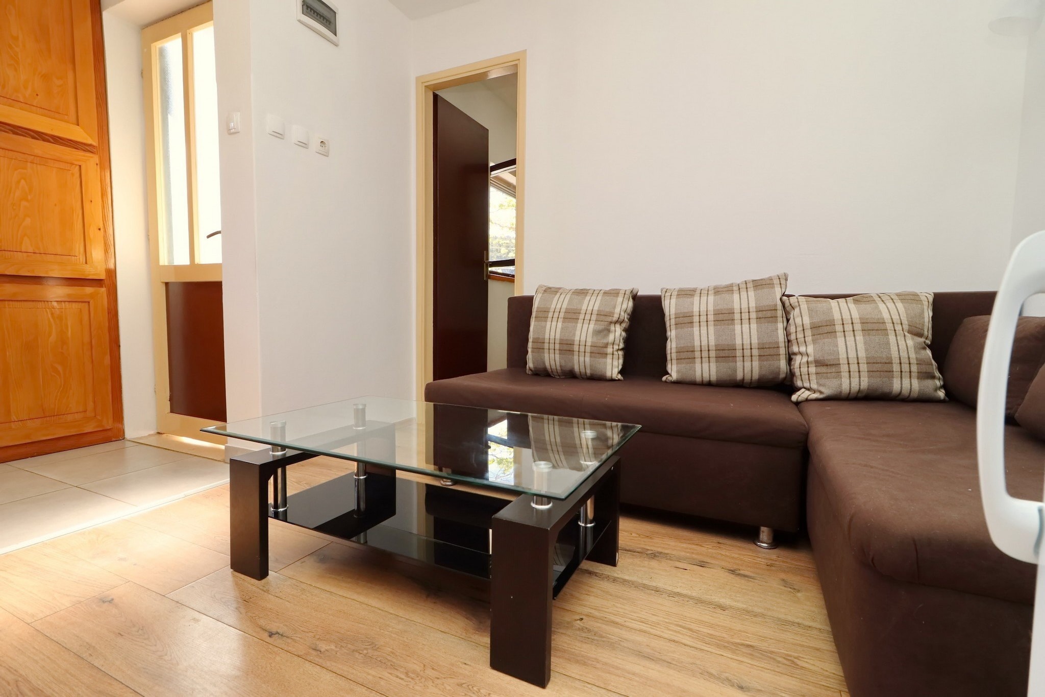 Holiday House Parive - One Bedroom Holiday Home with Terrace and Sea View