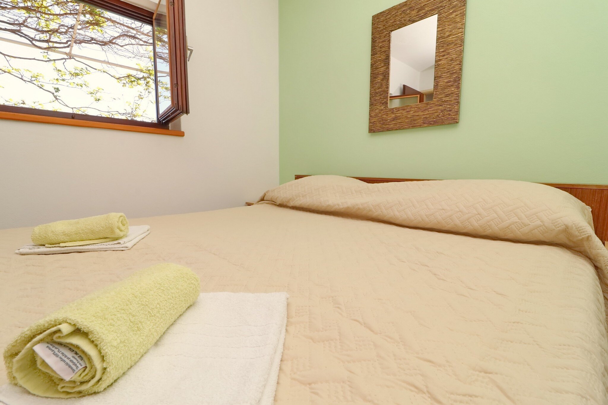 Holiday House Parive - One Bedroom Holiday Home with Terrace and Sea View-Bedroom