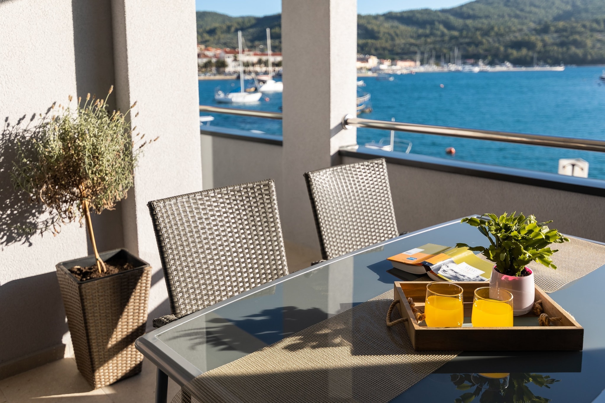Apartments & Rooms Fisherman's Luck - Two-Bedroom Apartment with Terrace and Sea View-Terrasse