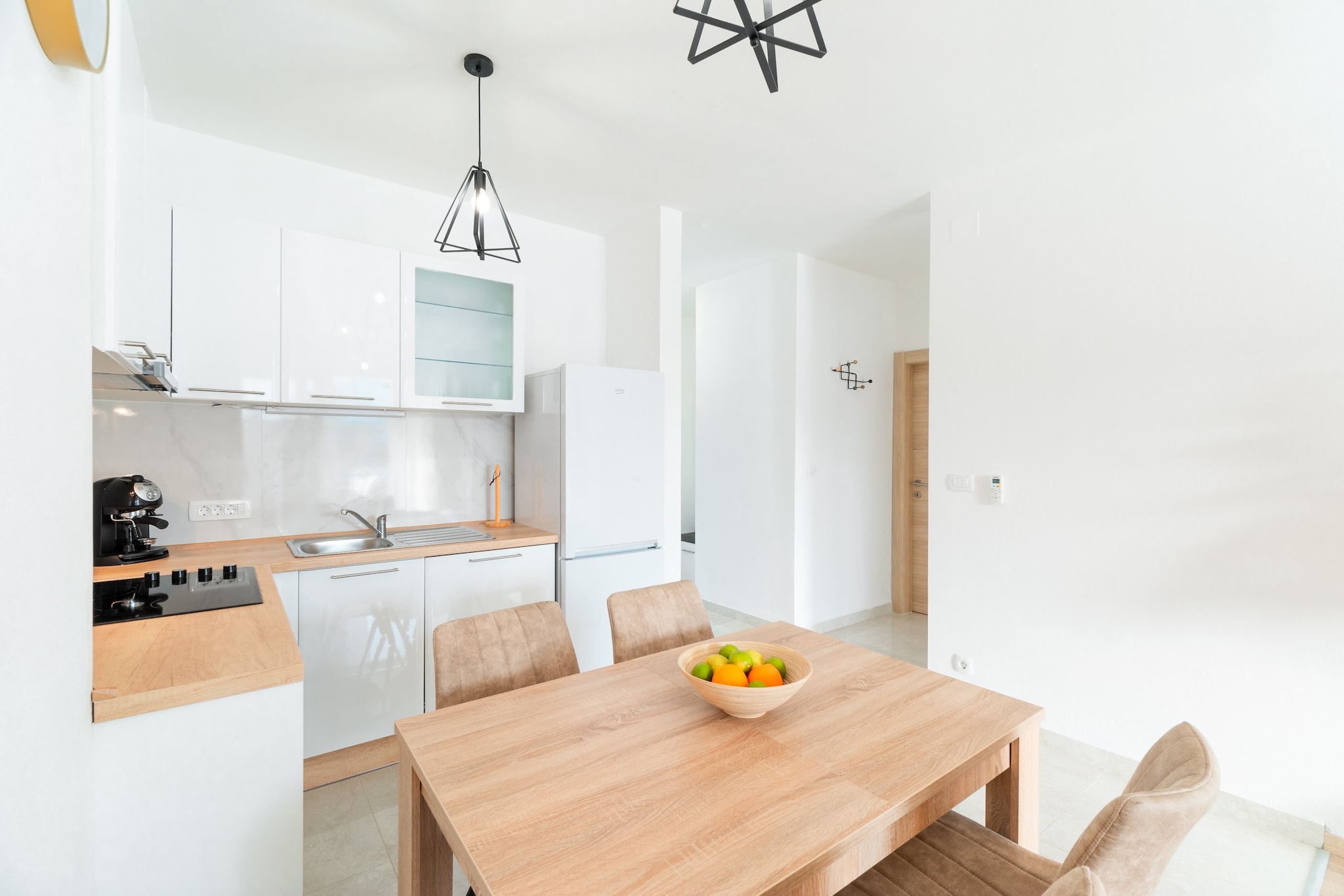 Apartments & Rooms Fisherman's Luck - Two-Bedroom Apartment with Terrace and Sea View-Küche