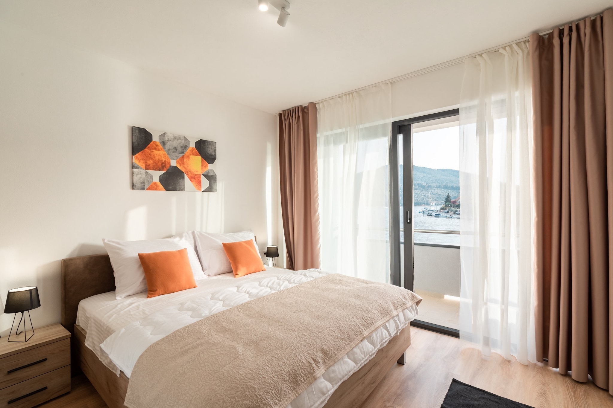 Apartments & Rooms Fisherman's Luck - Two-Bedroom Apartment with Terrace and Sea View-Schlafzimmer