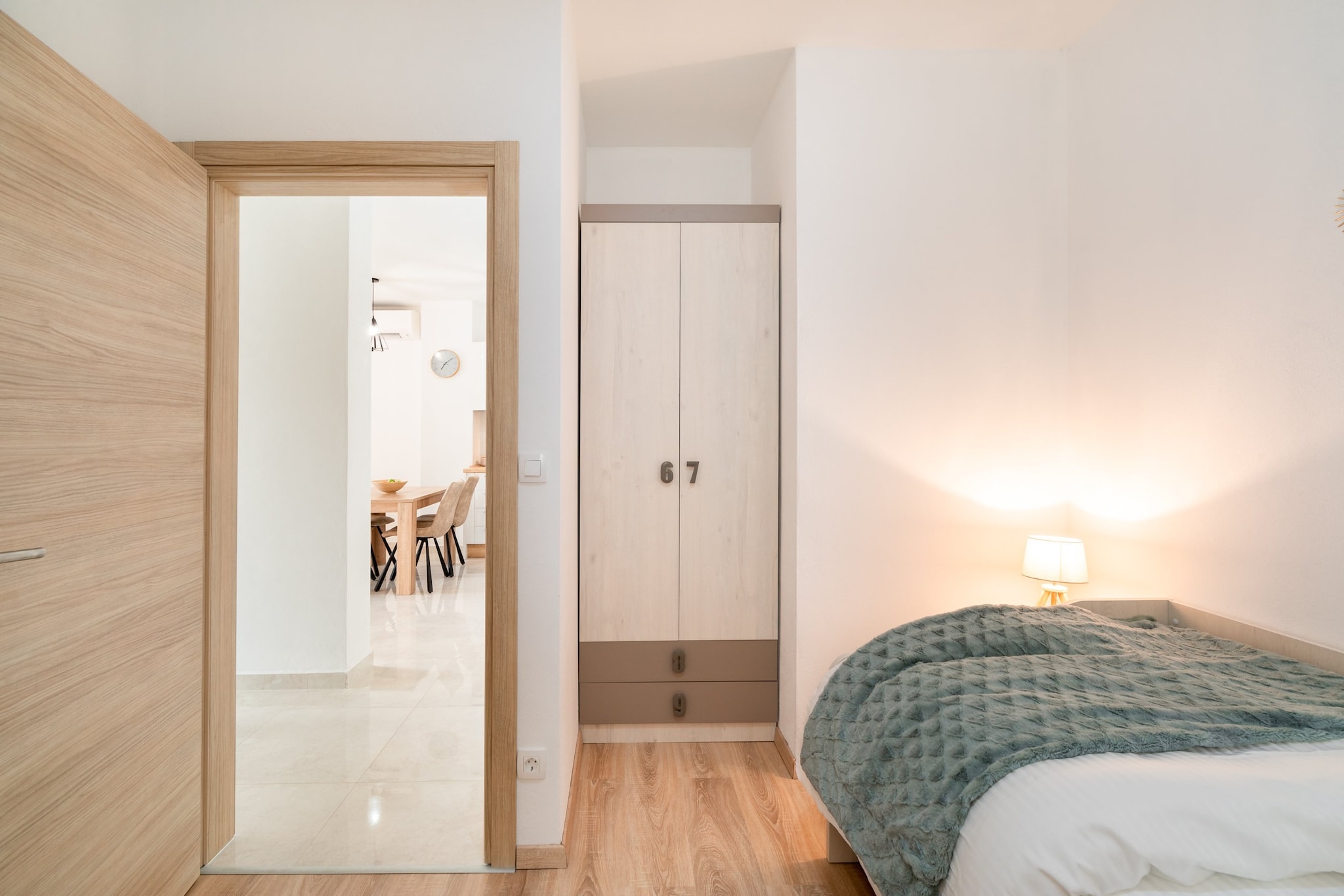 Apartments & Rooms Fisherman's Luck - Two-Bedroom Apartment with Terrace and Sea View-Innen