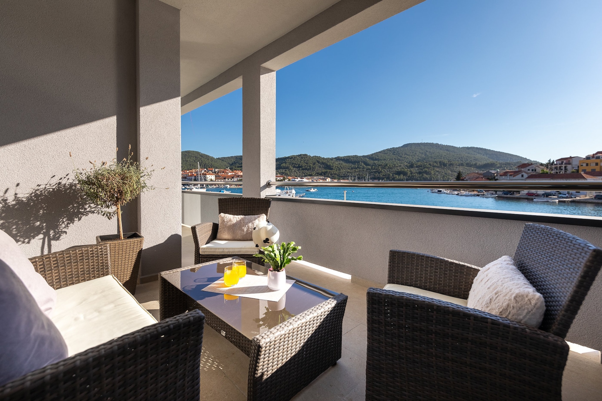 Apartments & Rooms Fisherman's Luck - One-Bedroom Apartment with Terrace and Sea View-Terrace