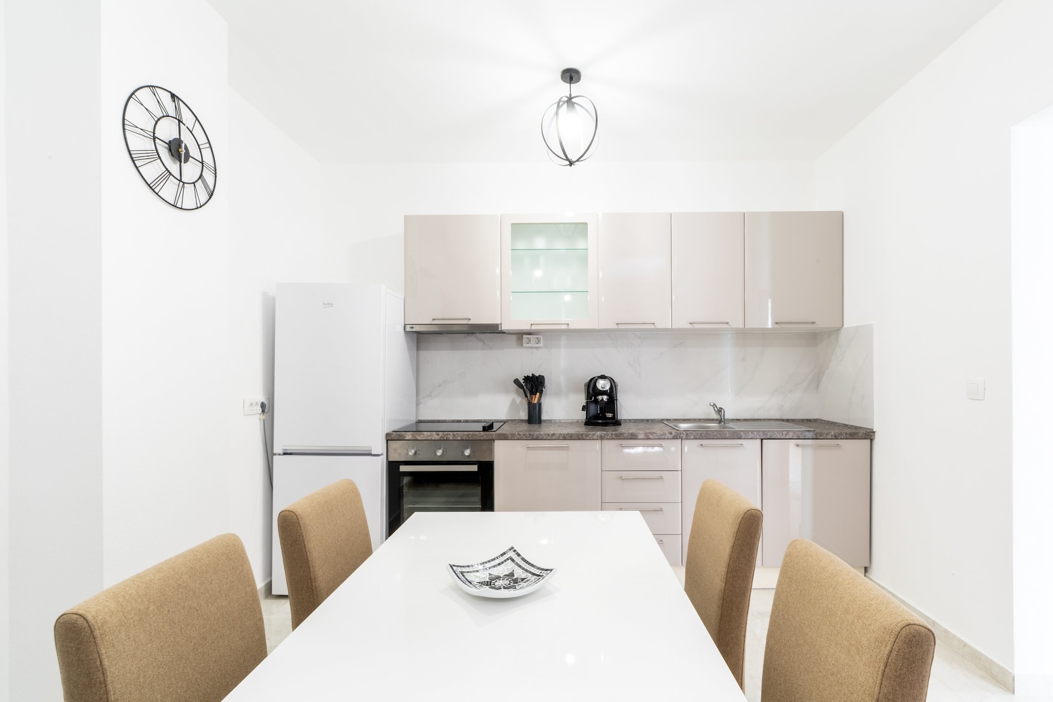 Apartments & Rooms Fisherman's Luck - One-Bedroom Apartment with Terrace and Sea View-Kitchen
