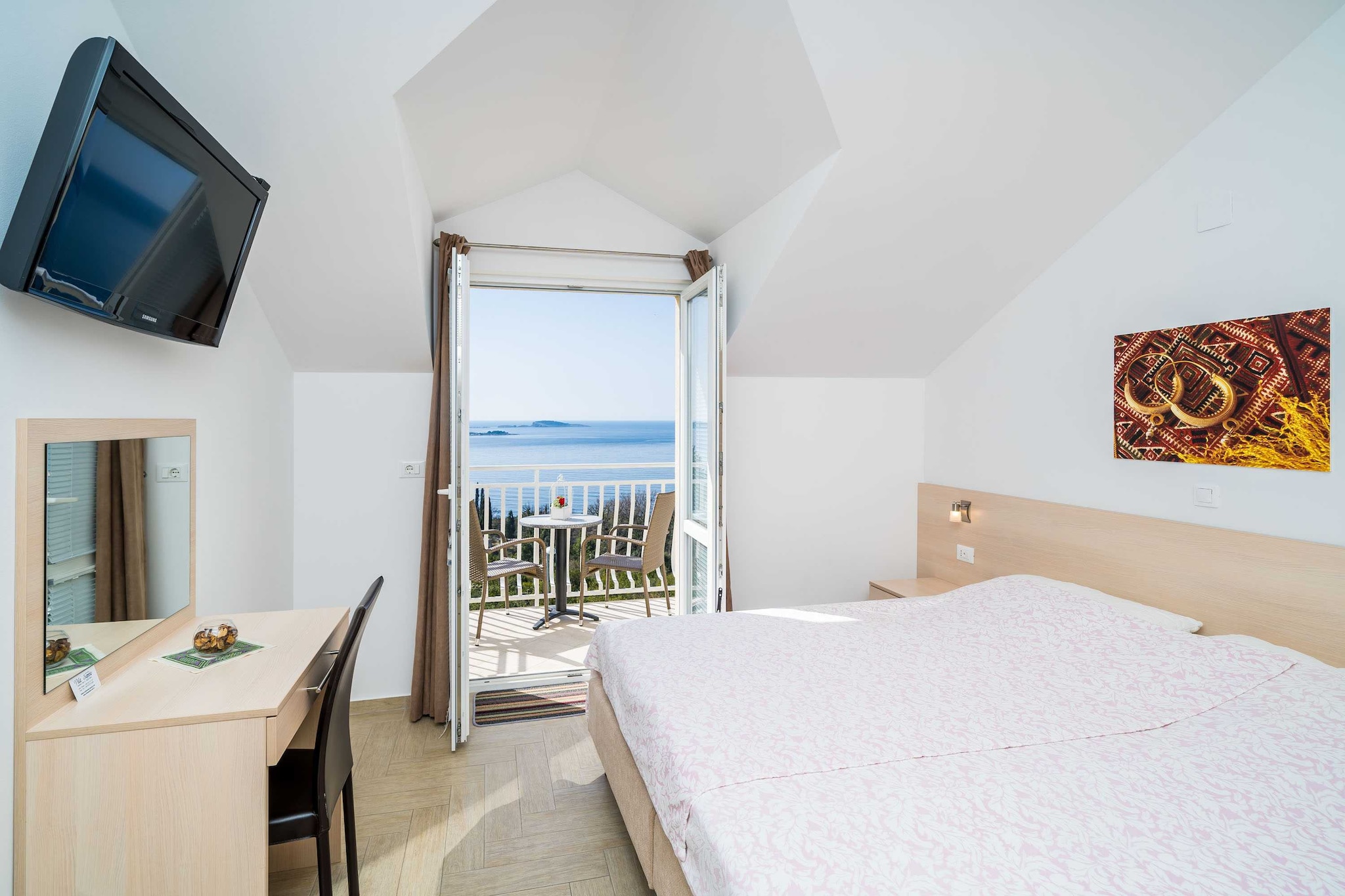 Villa Samba - Two Bedroom Apartment with Balcony and Sea View-Chambre