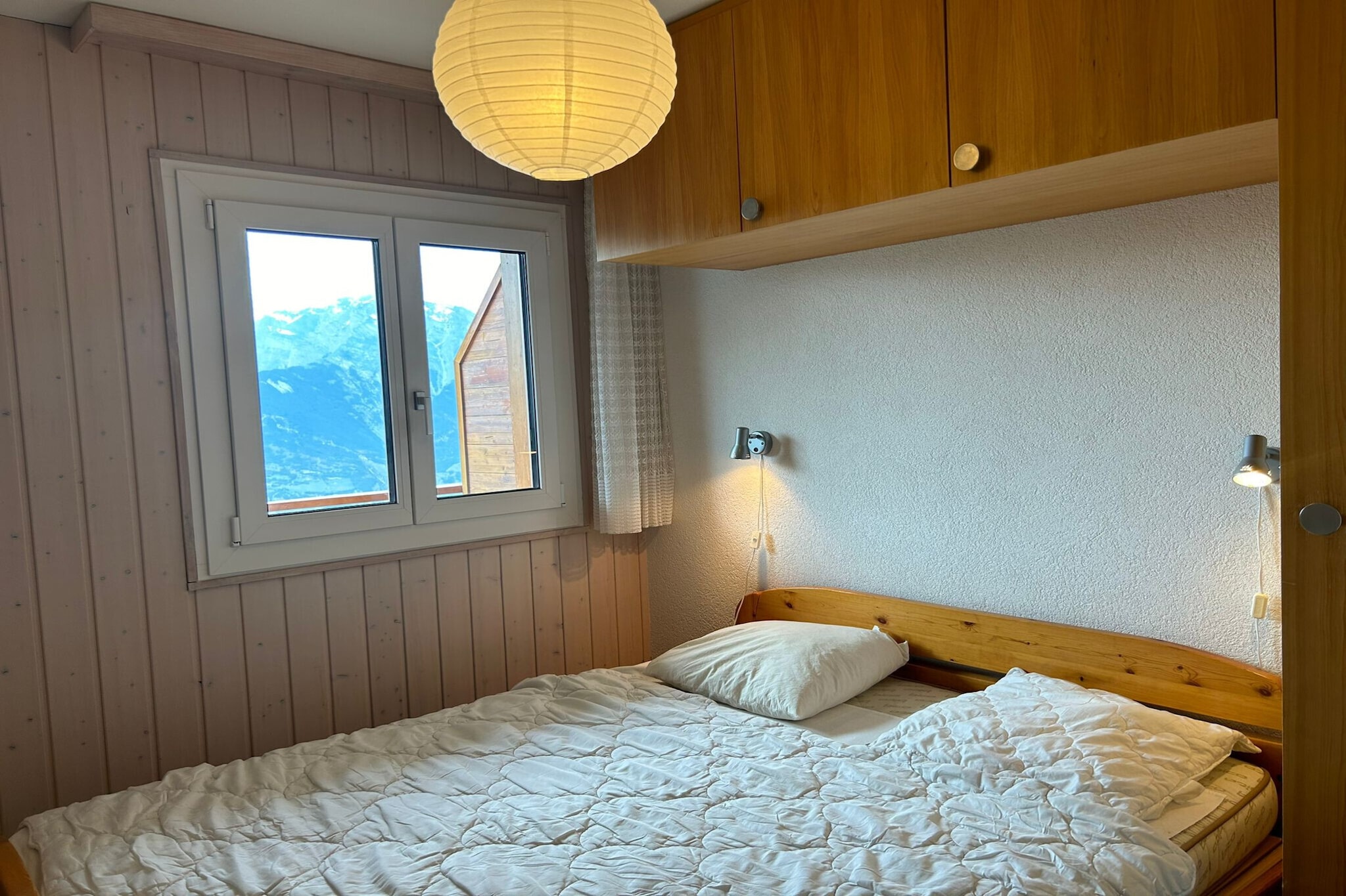 On the 2nd floor: (Living room(TV(cable, satellite), dining table, seating area, DVD player, radio), open kitchen(hob(ceramic), electric kettle, coffee machine(filter), oven, dishwasher, fridge-freezer, dishes and cutlery, Cooking basics), bedroom(bunk bed(90 x 200 cm)), Bedroom with bathroom(double bed(160 x 200 cm), shower, toilet), bathroom(bath tub, toilet), Internet access, balcony)\n\nski storage, tumble dryer, washing machine, heating(central), swimming pool(shared with other guests), lift, Laundry Package incl.