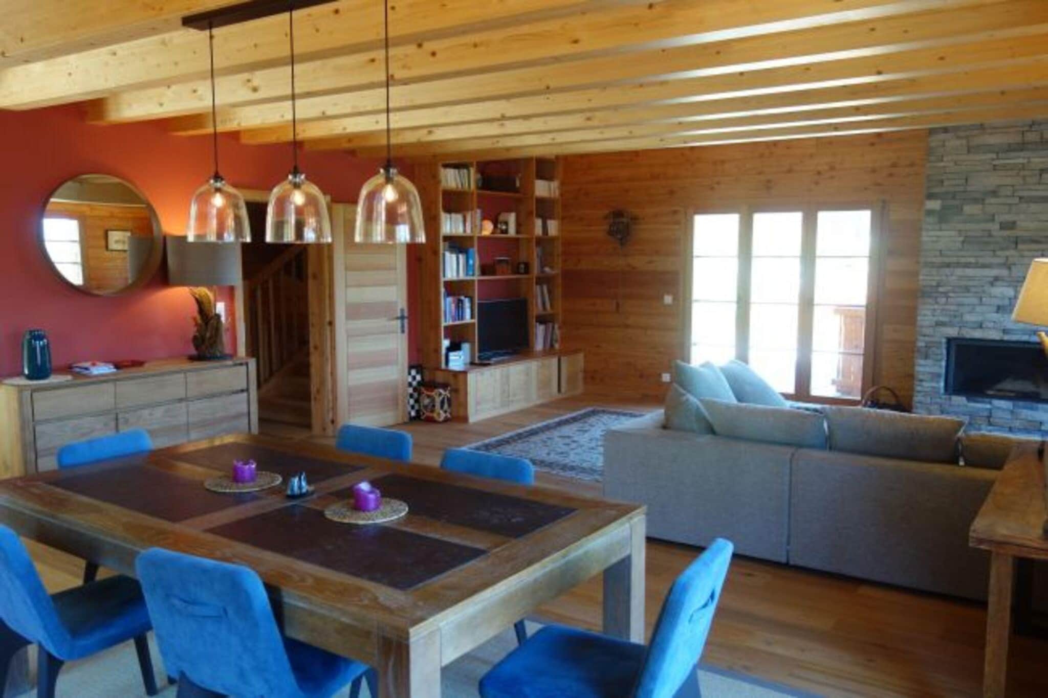 Chalet in Les Masses with garden