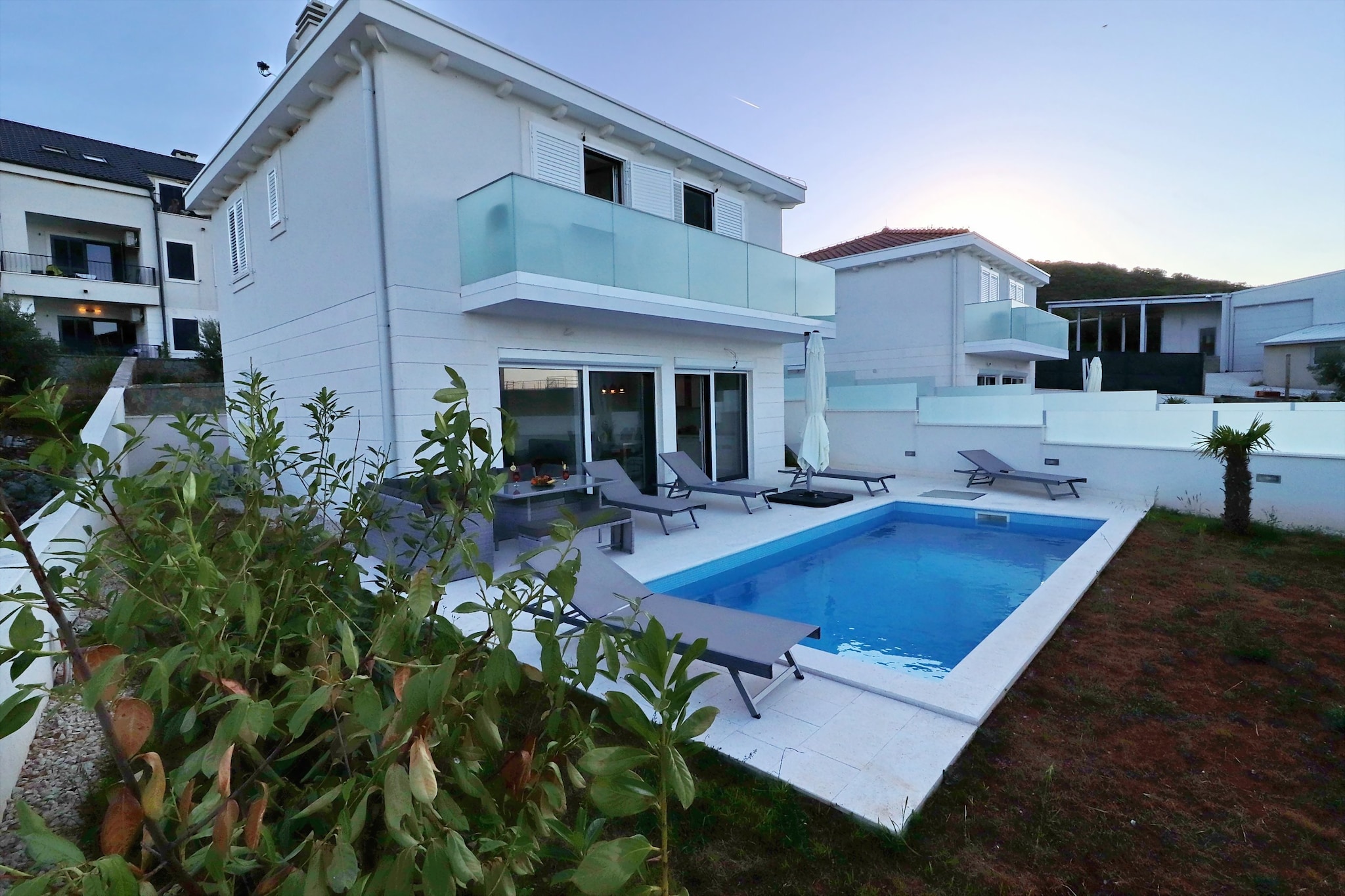 Villa E & D  - Four Bedroom Villa with Pool and Patio - Villa D-Pool