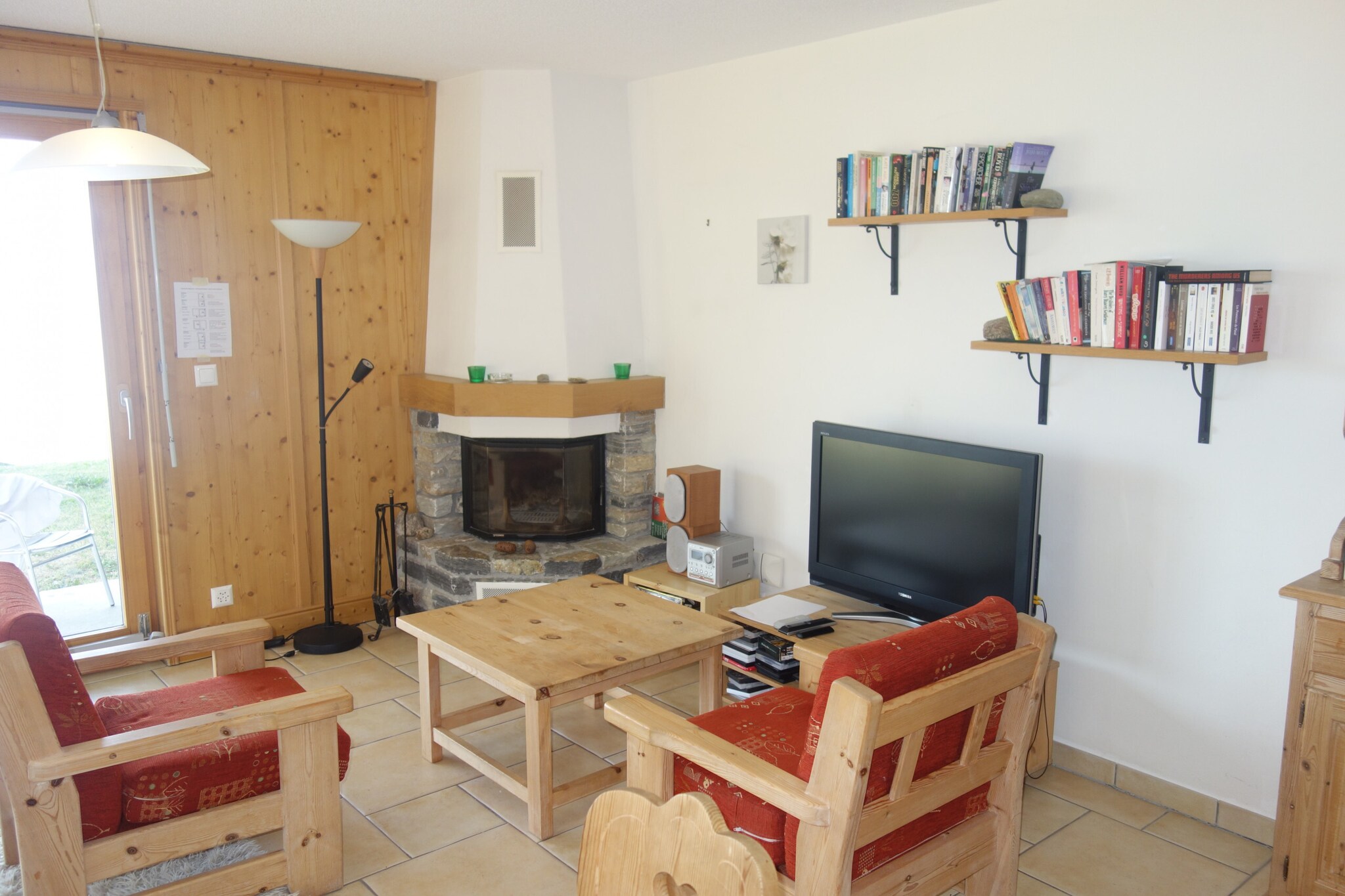 Charming Apartment With Valley View