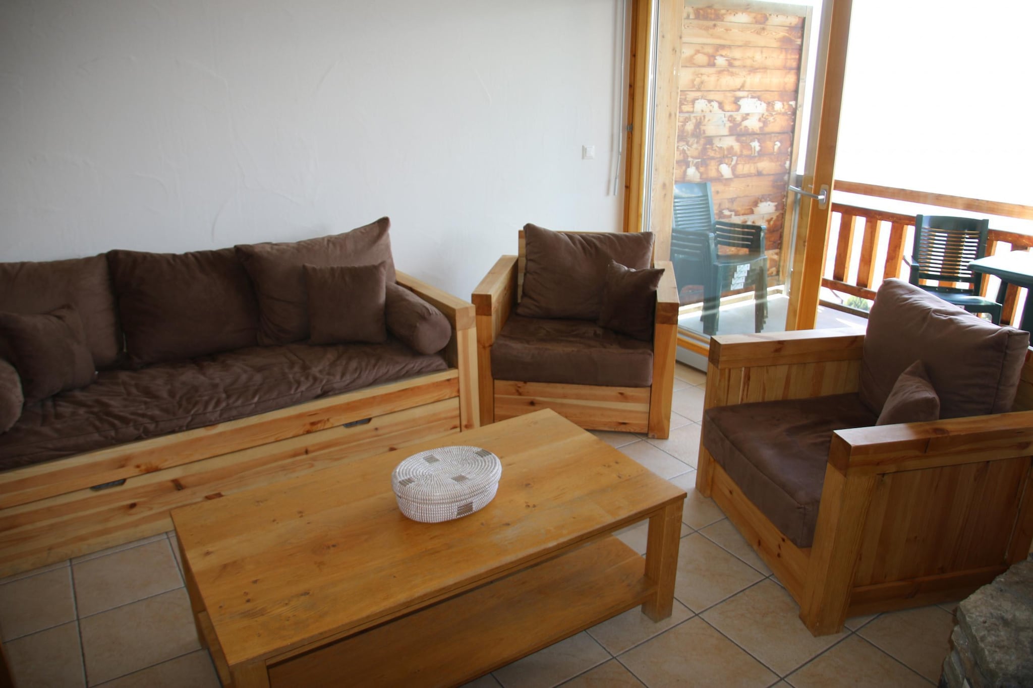 Welcoming apartment with views