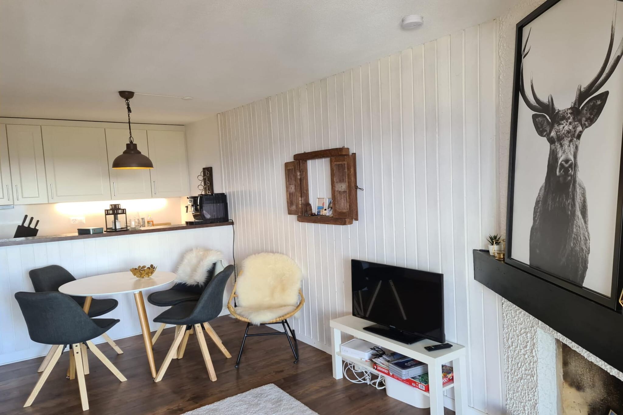 Flat in Veysonnaz near Ski Lift & Valley Views